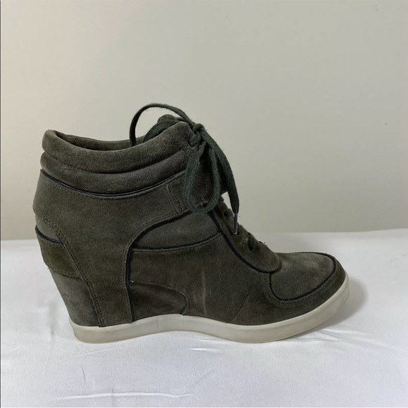 Lacoste 8.5 Suede Wedge Sneakers Ankle boots - Picture 2 of 6